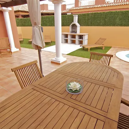 La Guapa I Anju Villas *