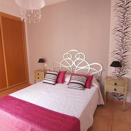La Guapa I Anju Villas